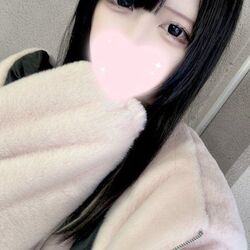 今日出勤してます