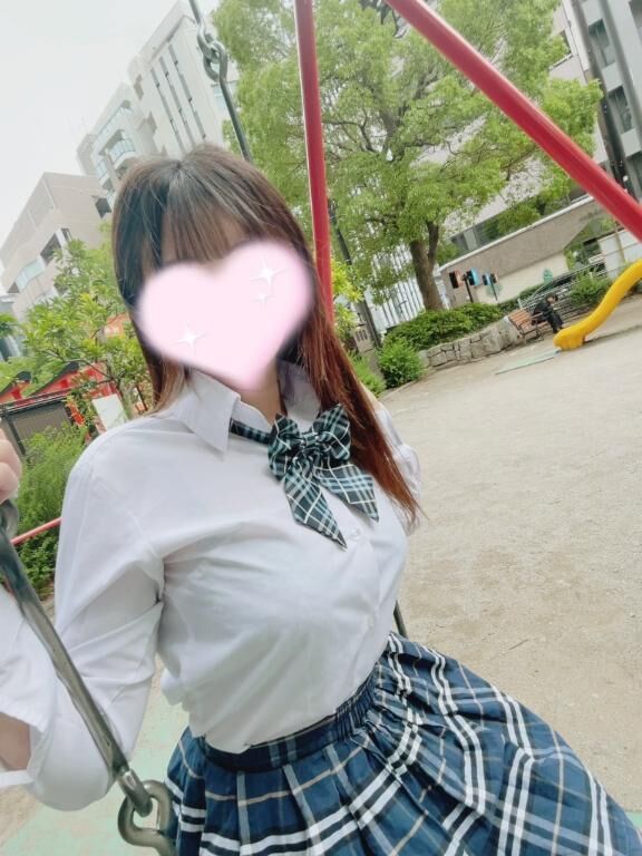 今日は22時まで出勤してます