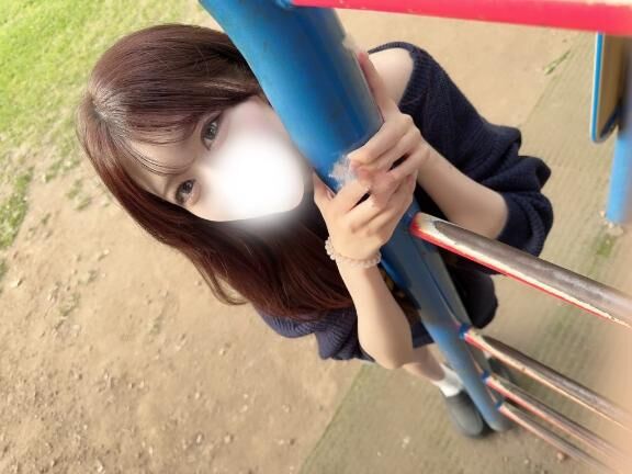 ちらっ