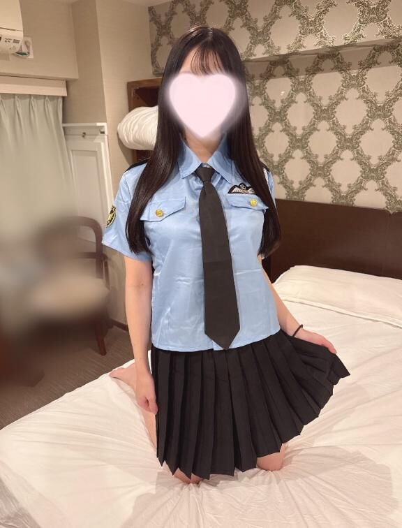 ちらり