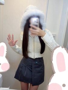 謎のポーズ