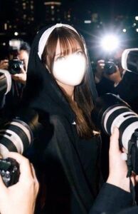 (/ω\)イヤン